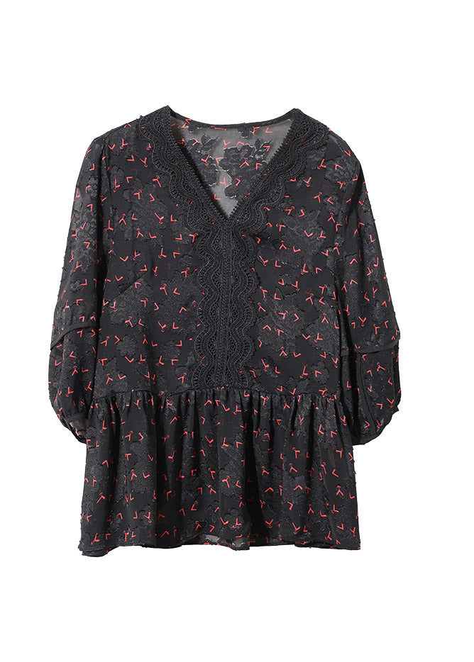 Classic Vintage Shirt with a Flattering Fit