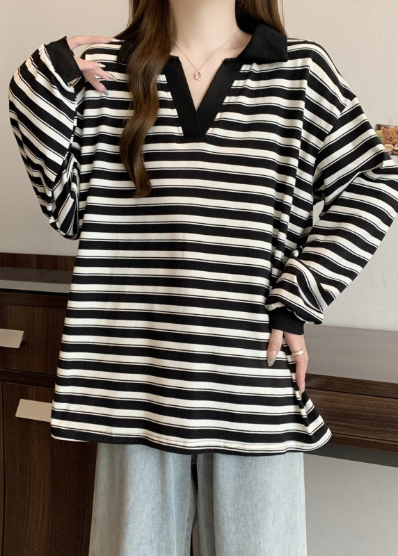 Effortlessly Elegant Blouse with a Timeless Design