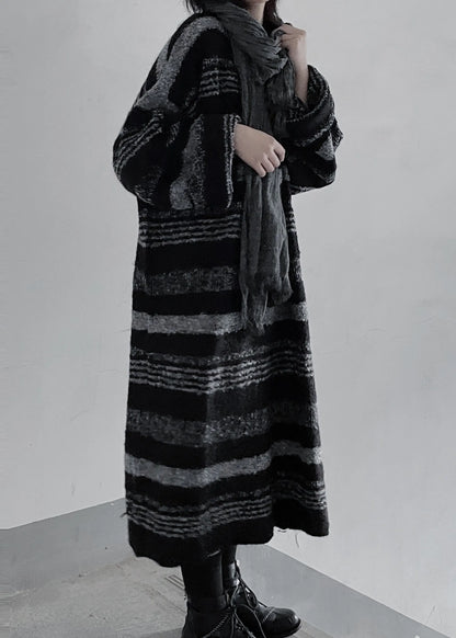 Beautifully Finished Sweater in a Timeless Design