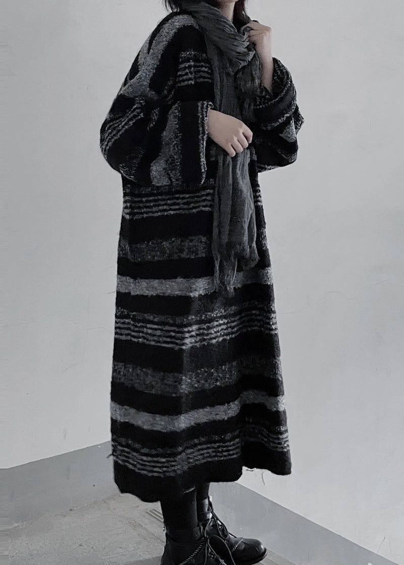 Beautifully Finished Sweater in a Timeless Design