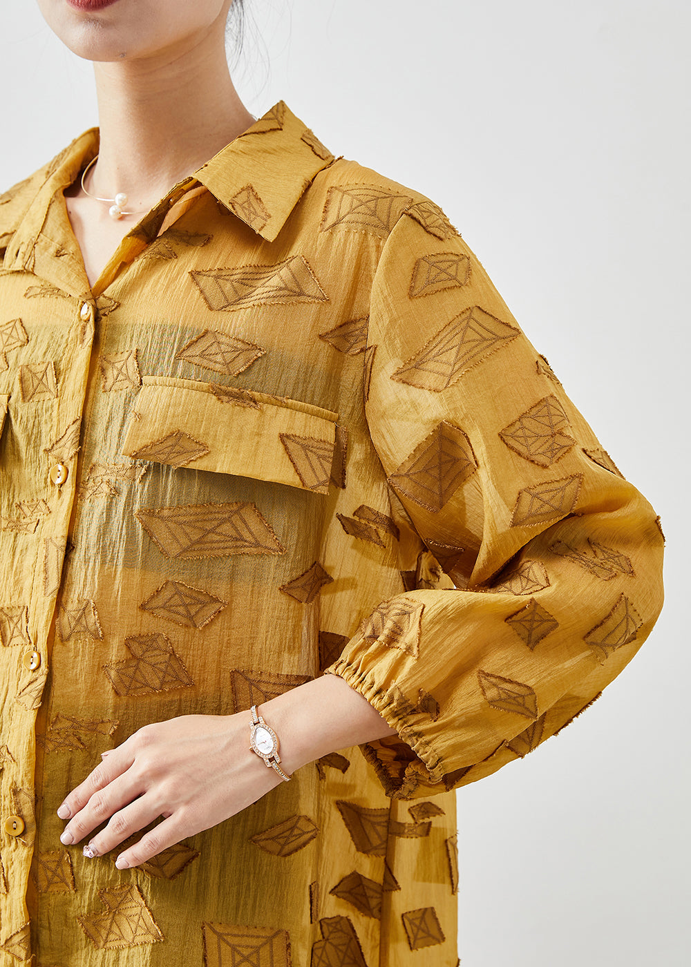 Gracefully Styled Shirt for Any Occasion