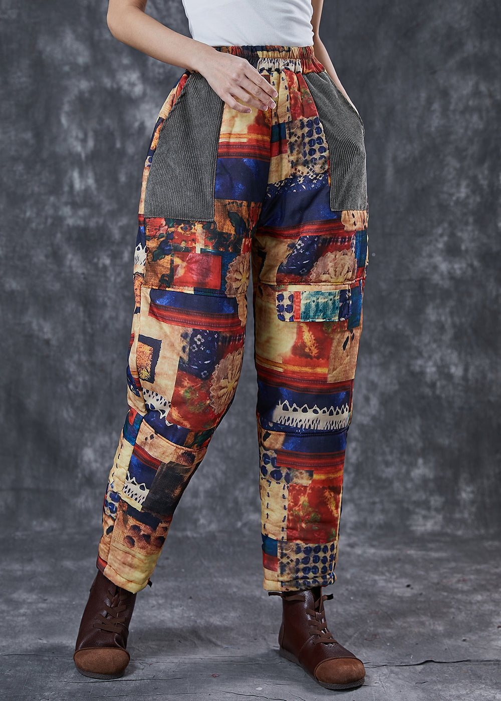 Well Tailored Pants with a Graceful Silhouette
