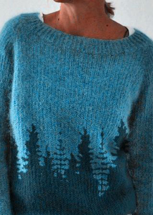 Well Tailored Sweater with a Graceful Silhouette