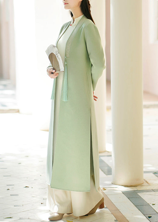 Beautifully Finished Coat in a Timeless Design