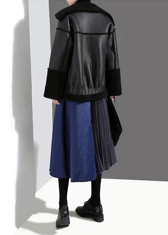 Sophisticated Garment with a Clean Classic Look