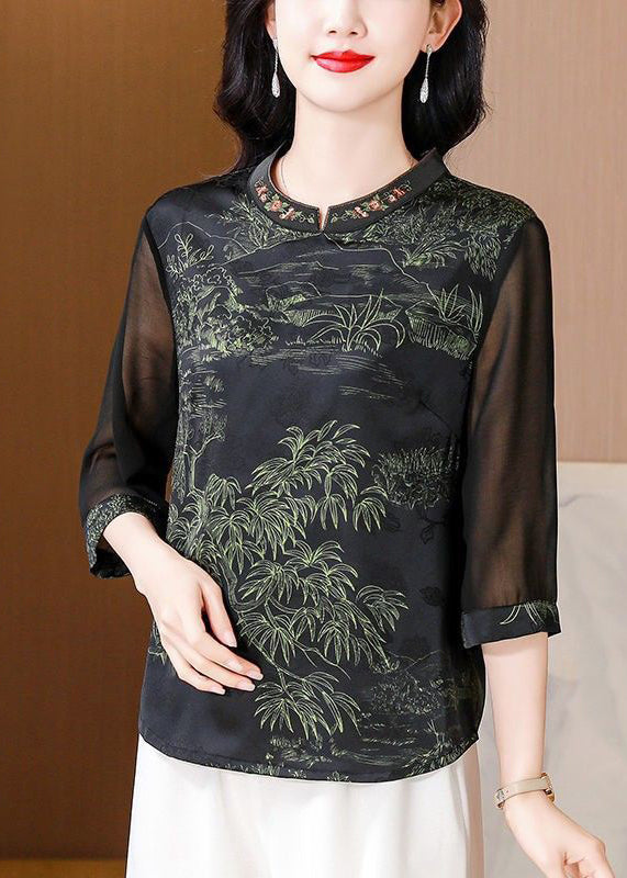 Effortlessly Elegant Top with a Timeless Design