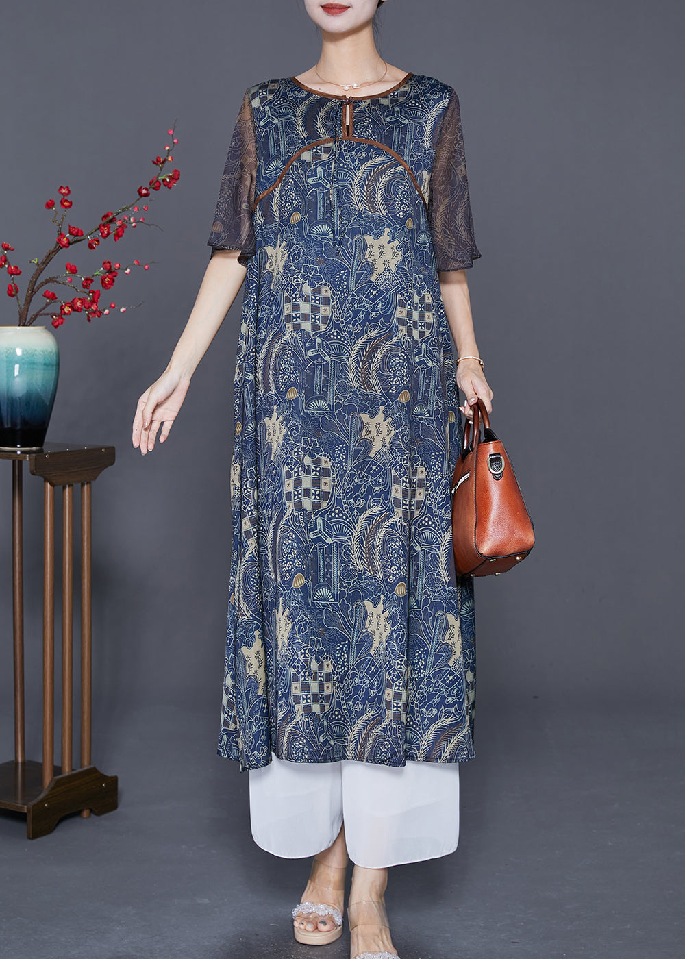 Polished Dress with an Effortless Classic Look