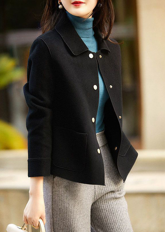 Well Tailored Jacket with a Graceful Silhouette