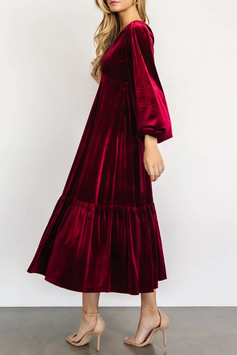 Beautifully Crafted Dress in a Classic Style