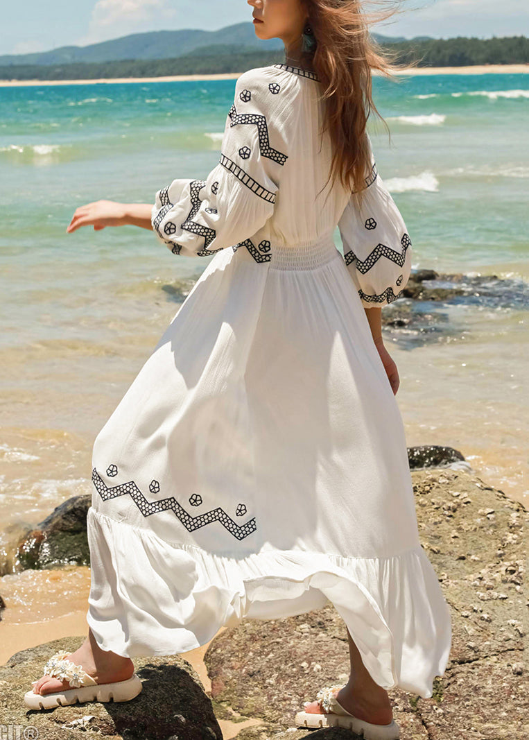 Beautifully Crafted Dress in a Classic Style