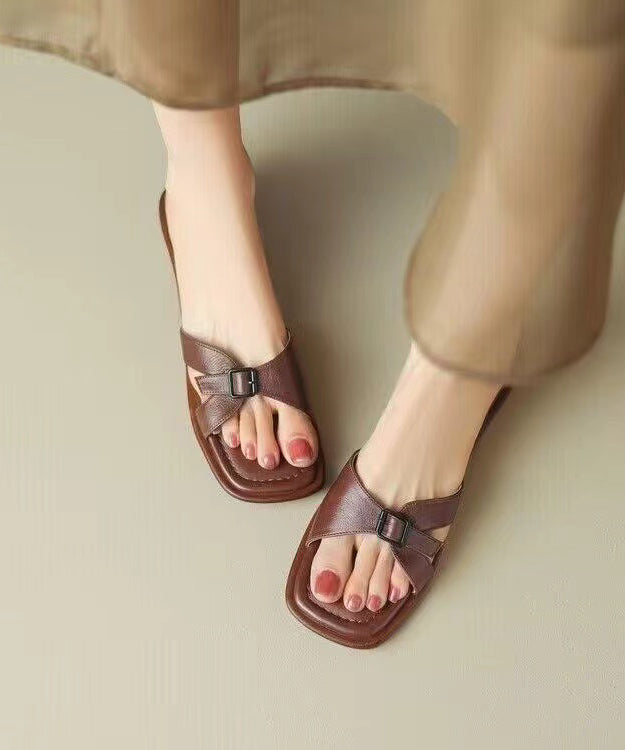 Graceful Orthopedic Sandals for Modern Look