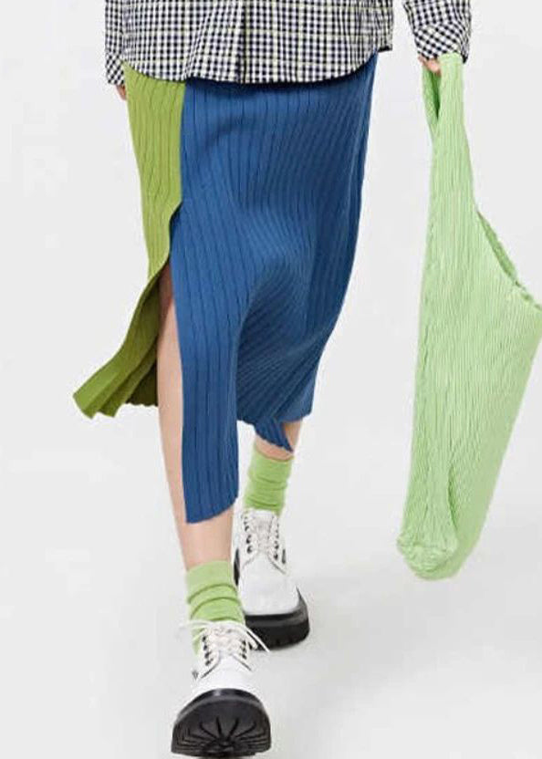 Well Tailored Garment with a Graceful Silhouette