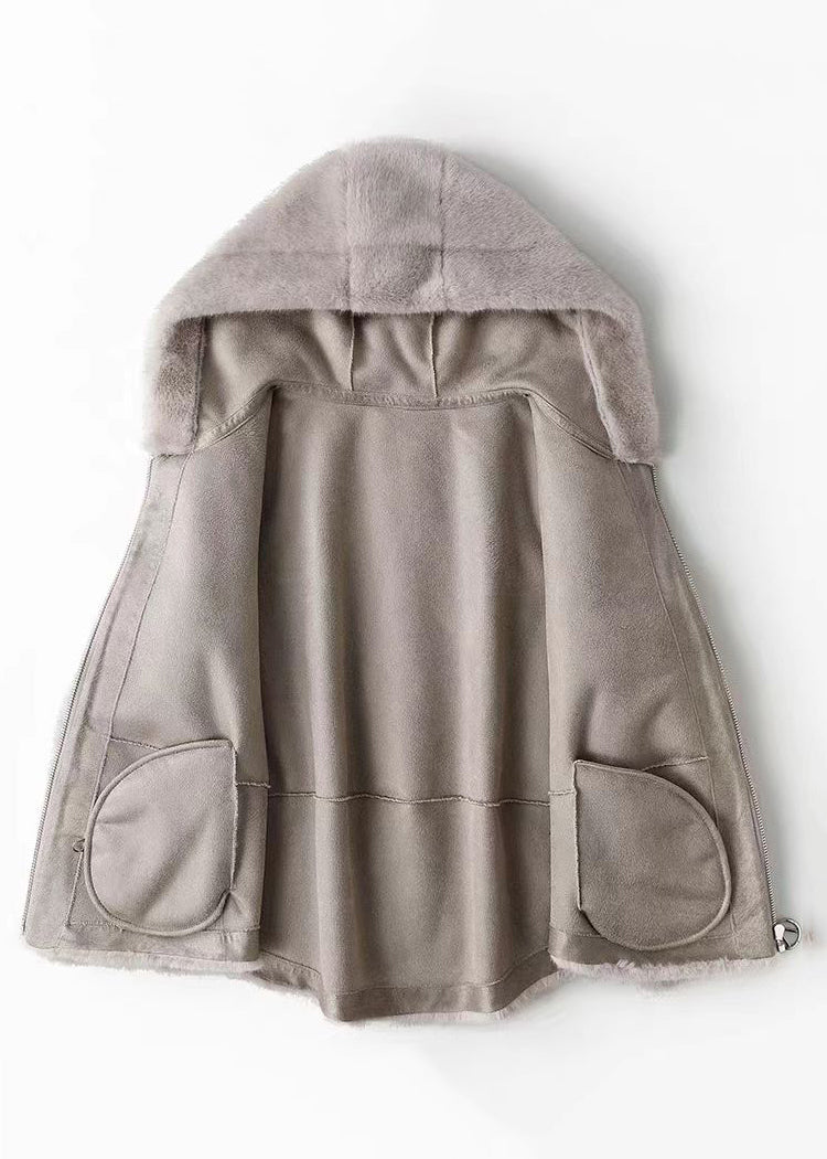 A Vintage Style Coat with Delicate Timeless Details