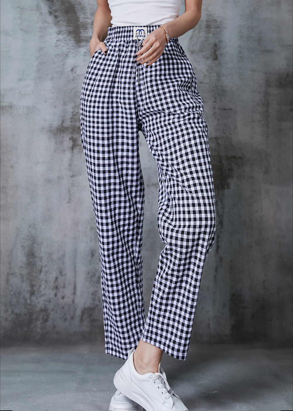 Gracefully Styled Pants for Any Occasion