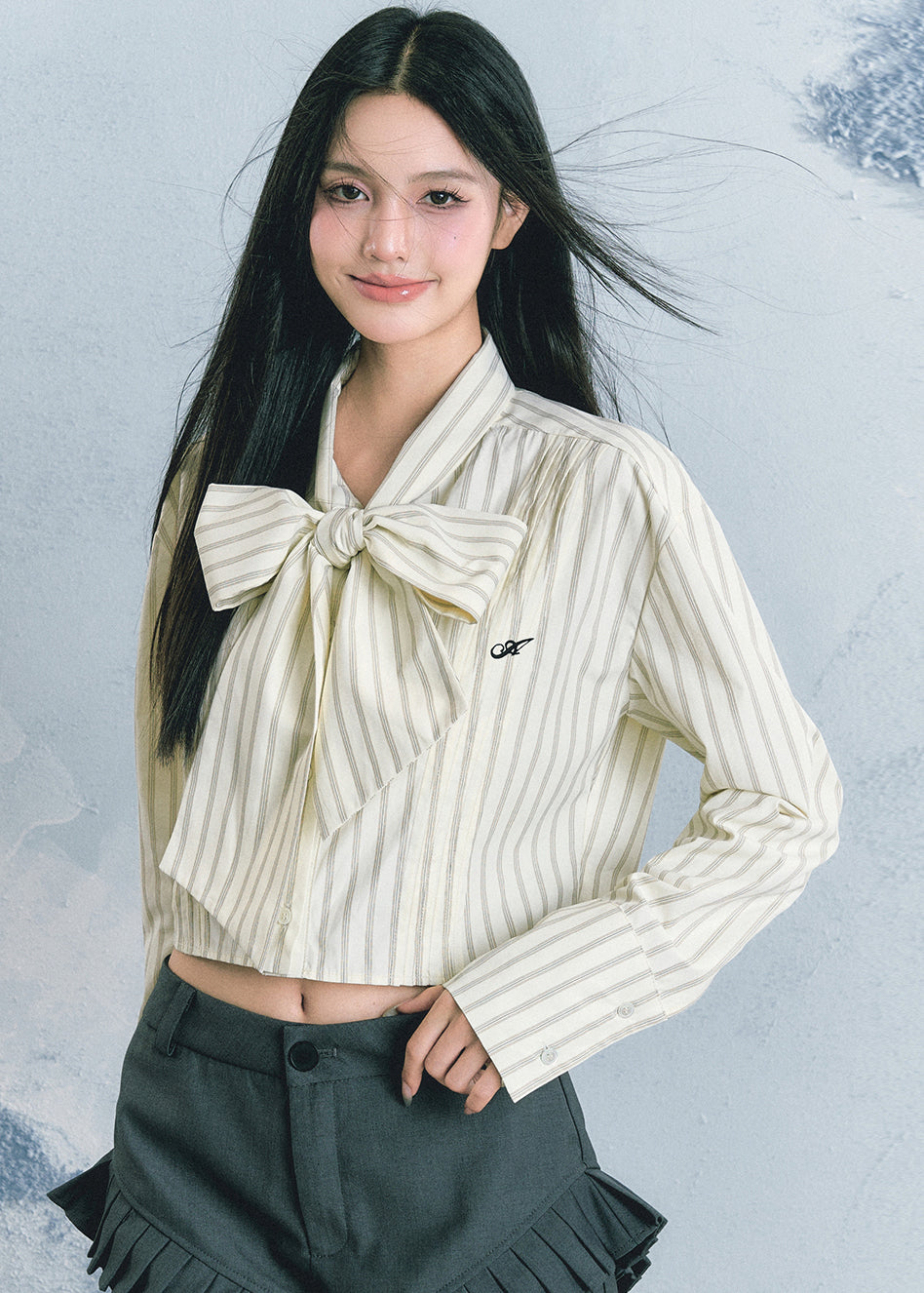 Well Tailored Top with a Graceful Silhouette