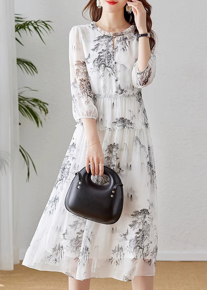 Classic Vintage Dress with a Flattering Fit