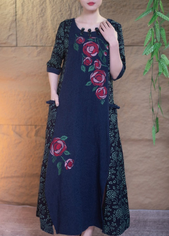 Classic Vintage Dress with a Flattering Fit