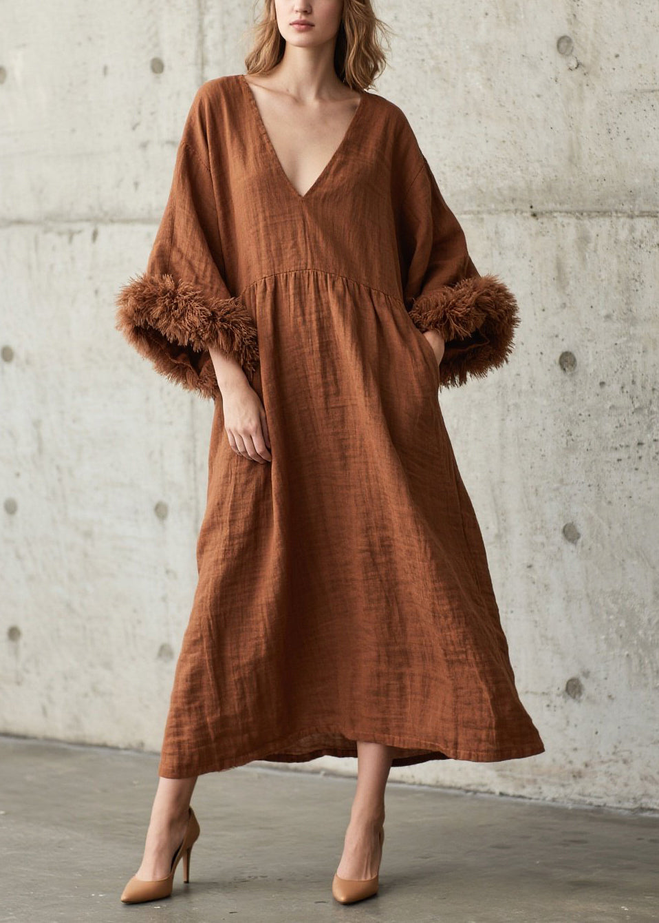 Effortlessly Elegant Dress with a Timeless Design