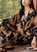 Beautifully Finished Garment in a Timeless Design