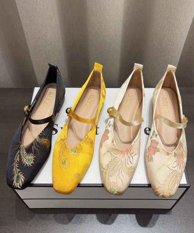 Chic Orthopedic Shoes with Unique Design