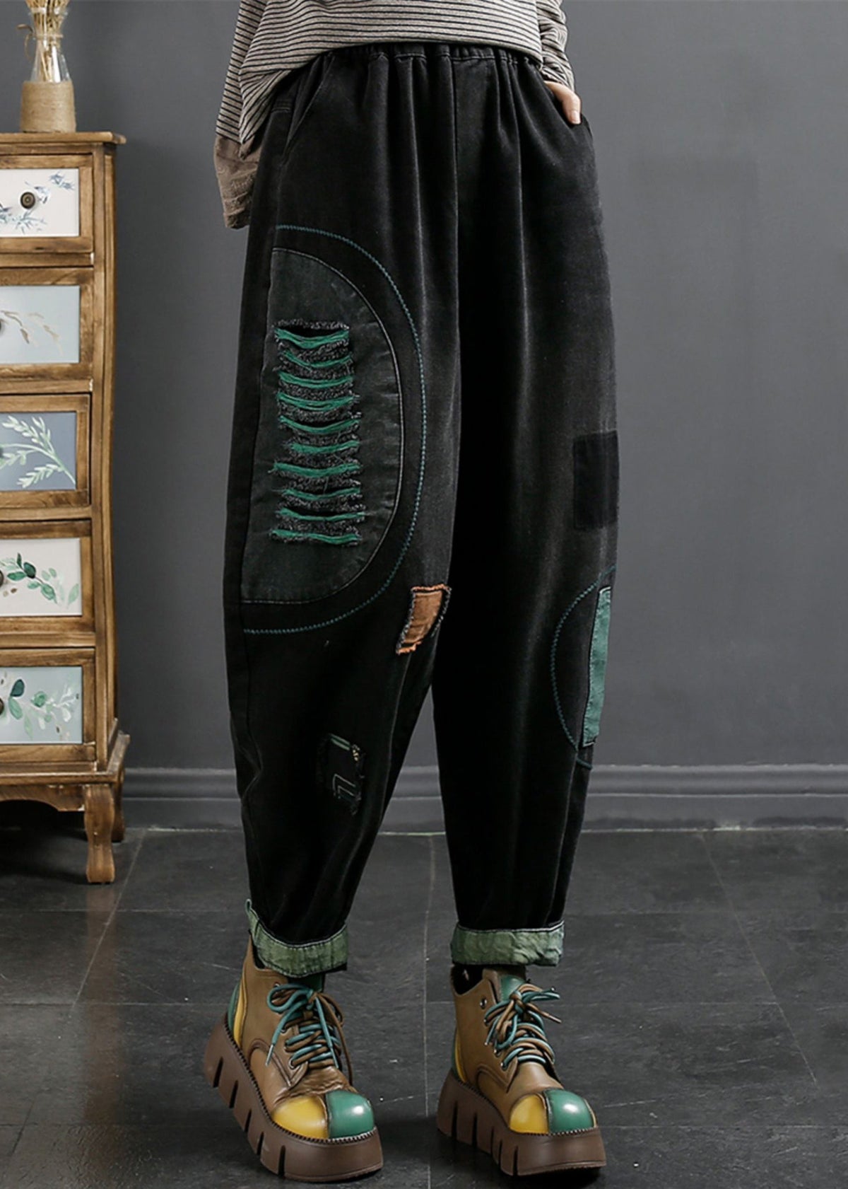 Gracefully Styled Pants for Any Occasion