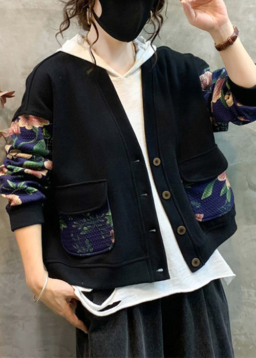Elegantly Styled Coat for Everyday Wear