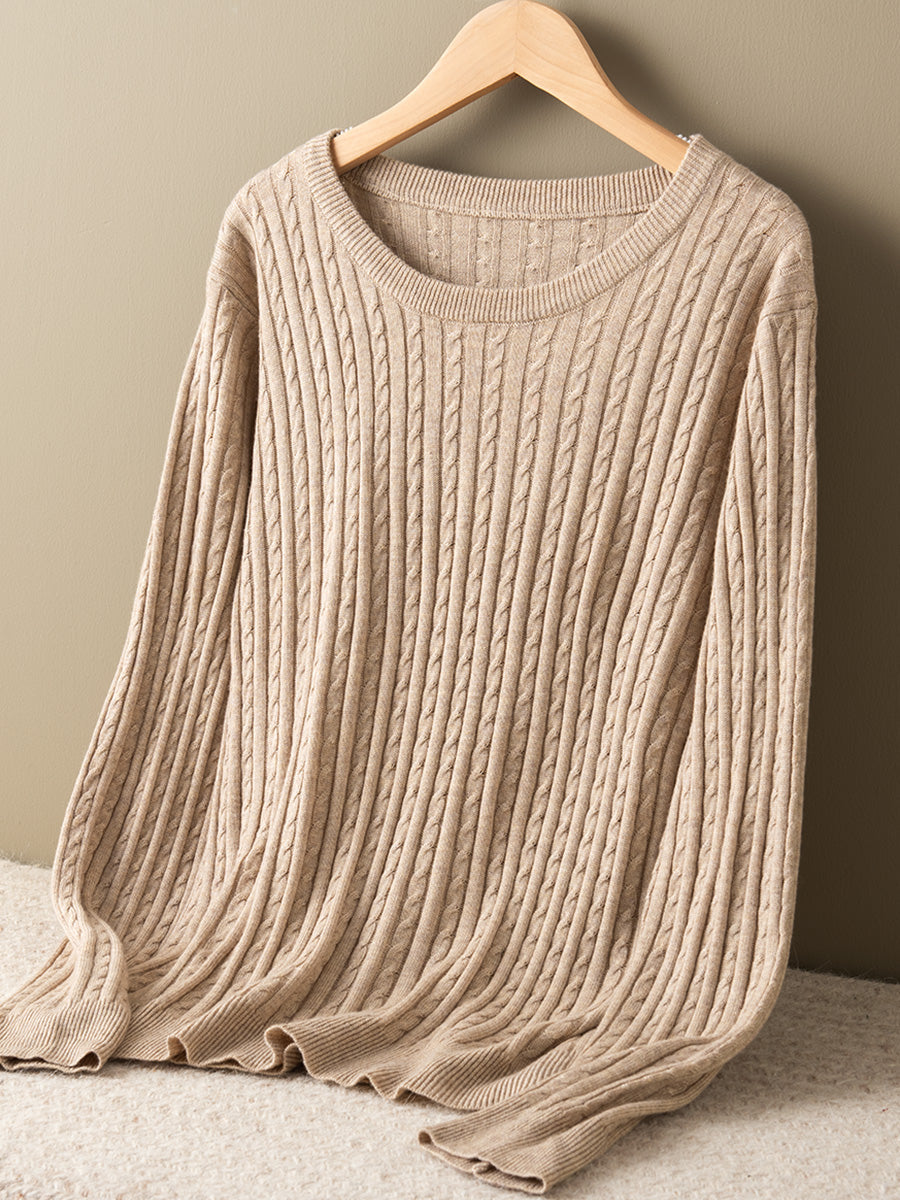 Classic Vintage Sweater with a Flattering Fit