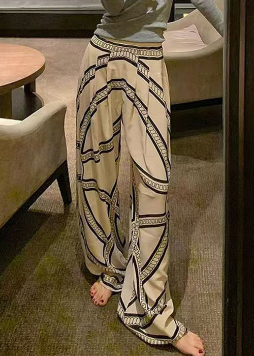 Classic Vintage Pants with a Flattering Fit