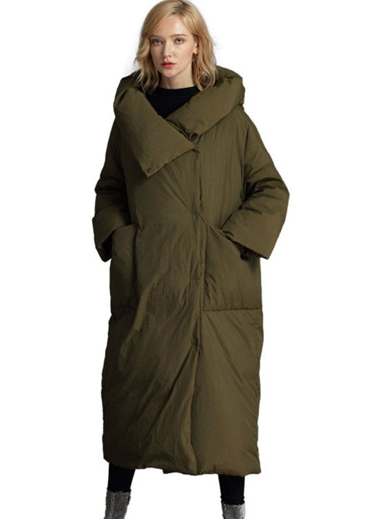 Well Tailored Coat with a Graceful Silhouette