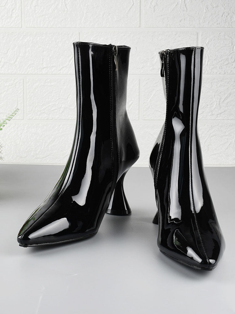 Graceful Orthopedic Boots for Modern Look