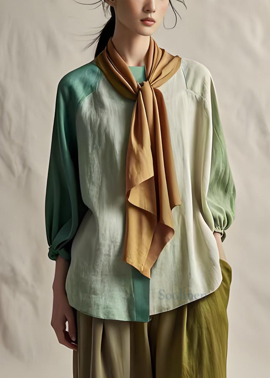 Sophisticated Blouse with a Clean Classic Look