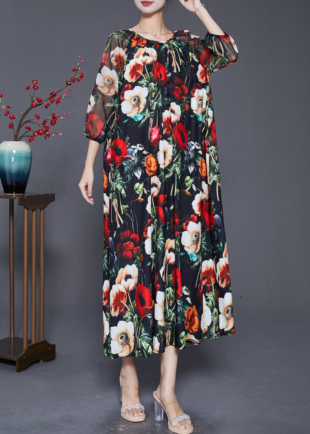 Classic Vintage & Enduringly Stylish Dress