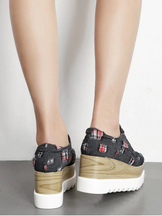 Chic Orthopedic Shoes with Unique Design