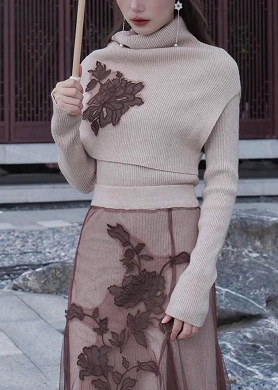 Polished Top with an Effortless Classic Look