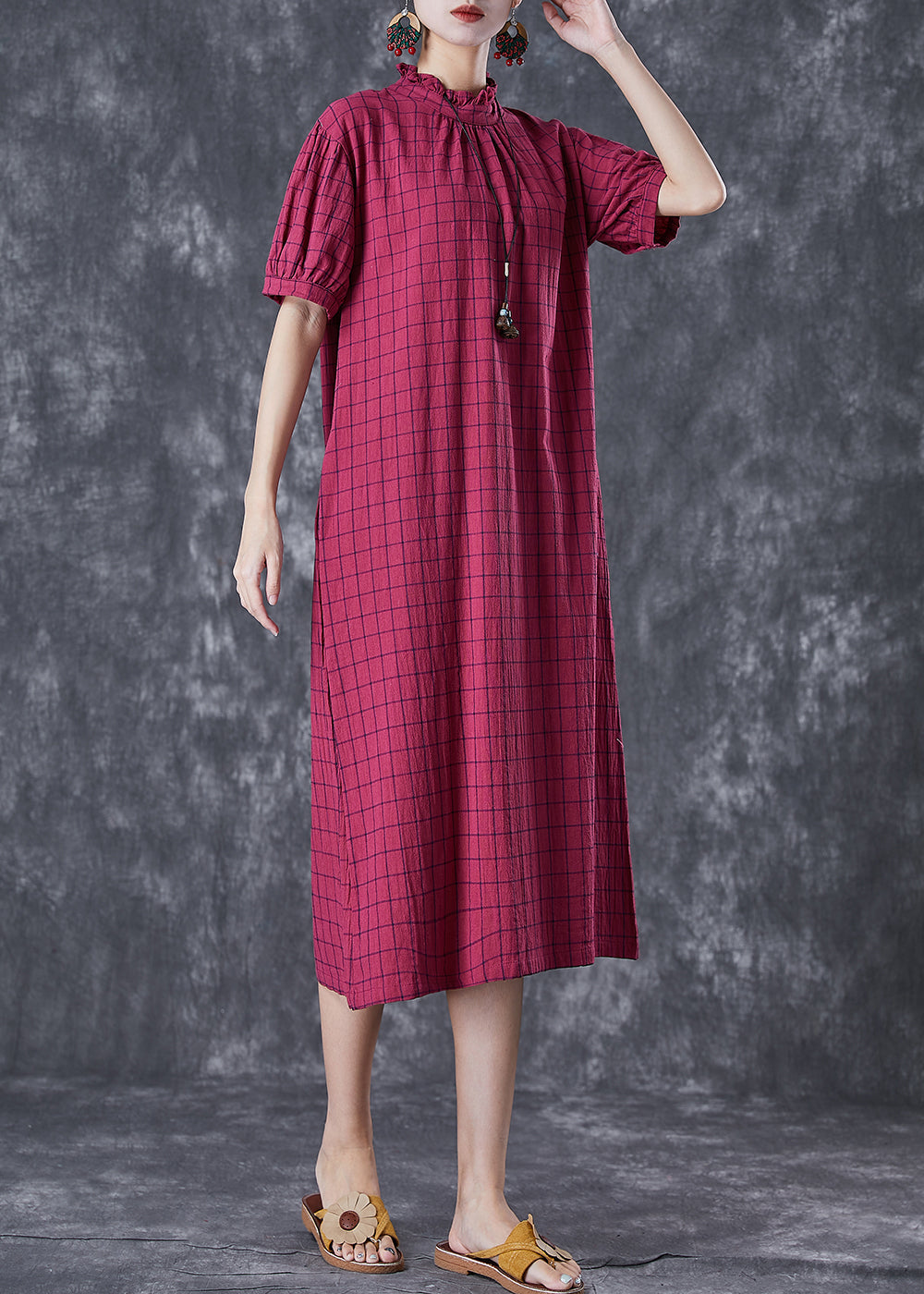 Well Tailored Dress with a Graceful Silhouette