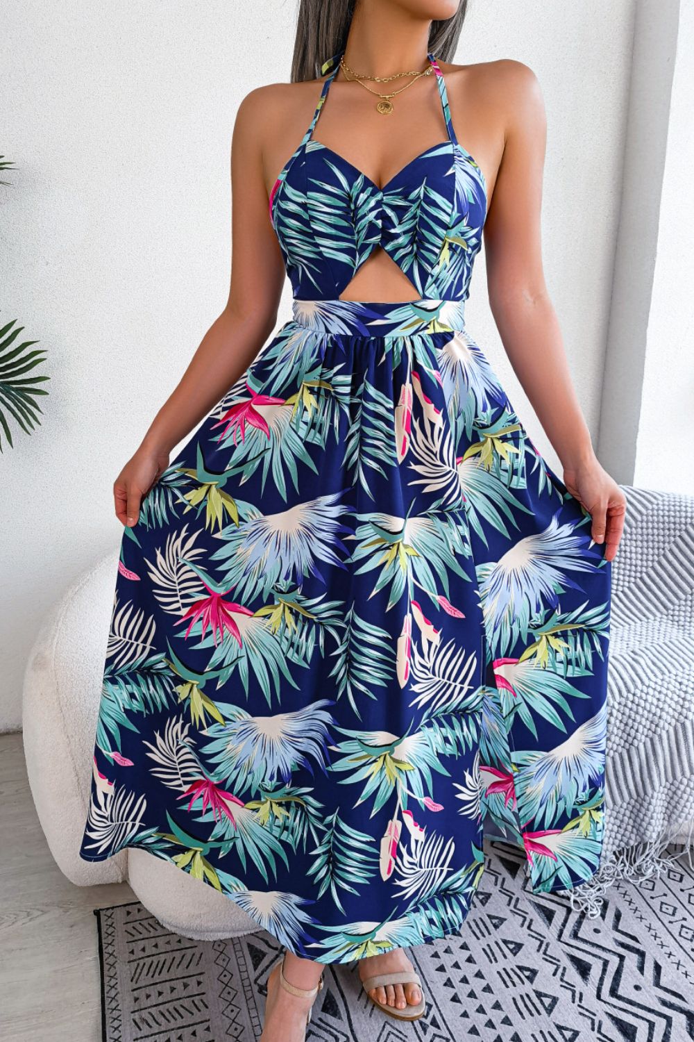 Sophisticated Dress with a Clean Classic Look