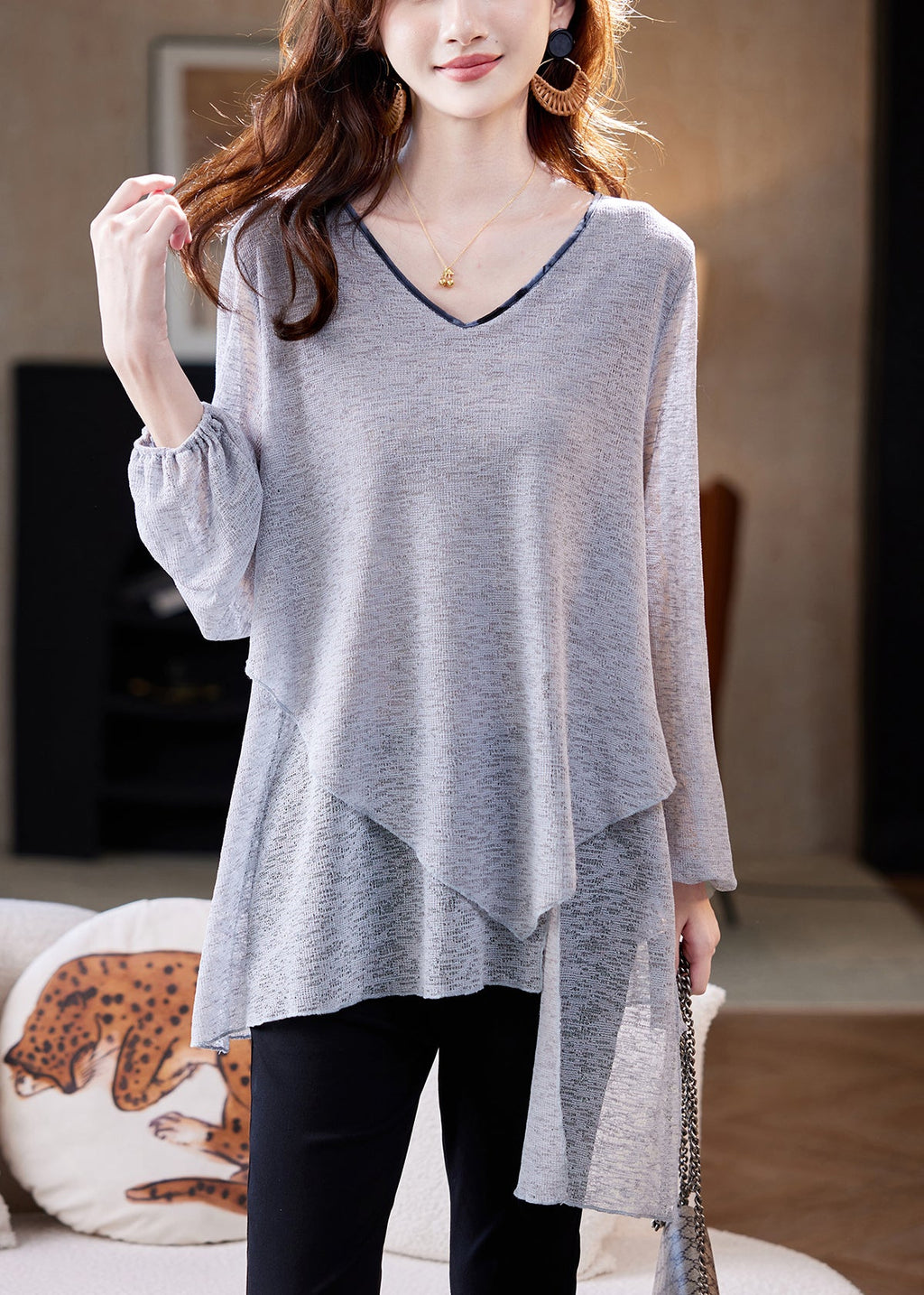 Well Tailored Shirt with a Graceful Silhouette