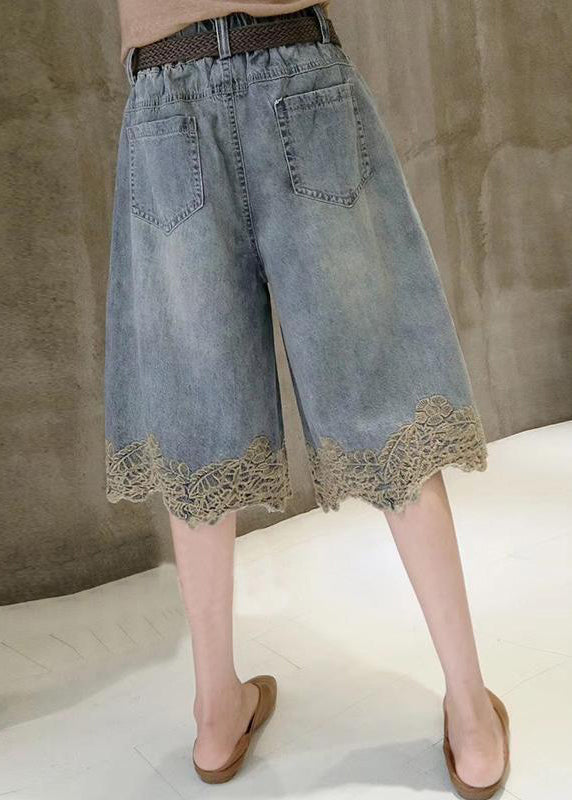 Effortlessly Elegant Pants with a Timeless Design