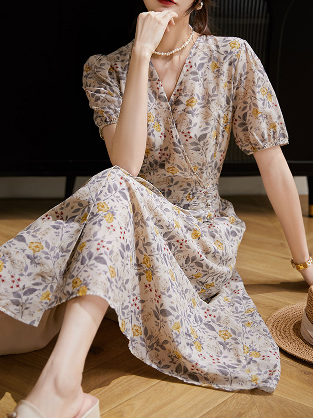 Classic Vintage & Enduringly Stylish Dress