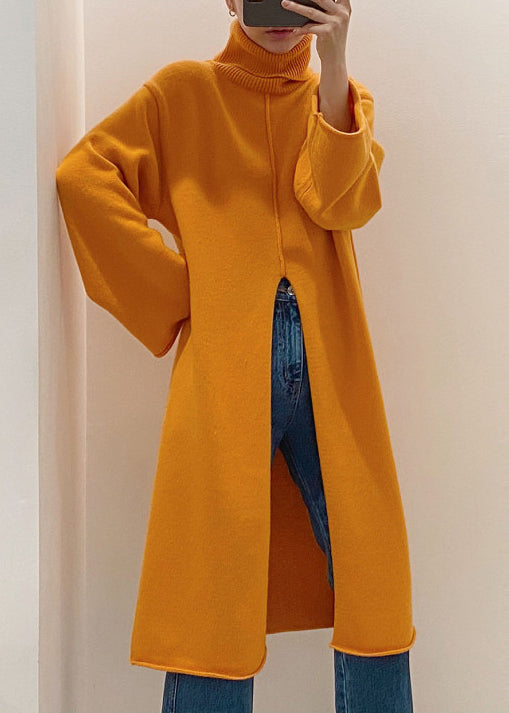 Effortlessly Elegant Sweater with a Timeless Design