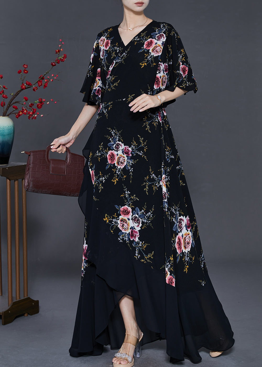 Sophisticated Dress with a Clean Classic Look