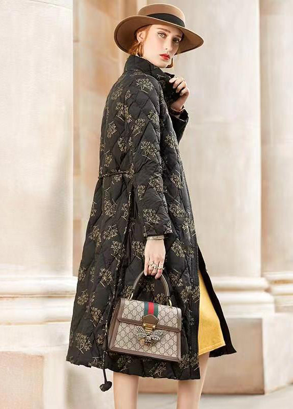 Effortlessly Elegant Coat with a Timeless Design