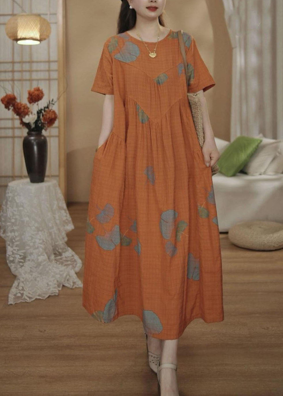 Classic Vintage & Enduringly Stylish Dress