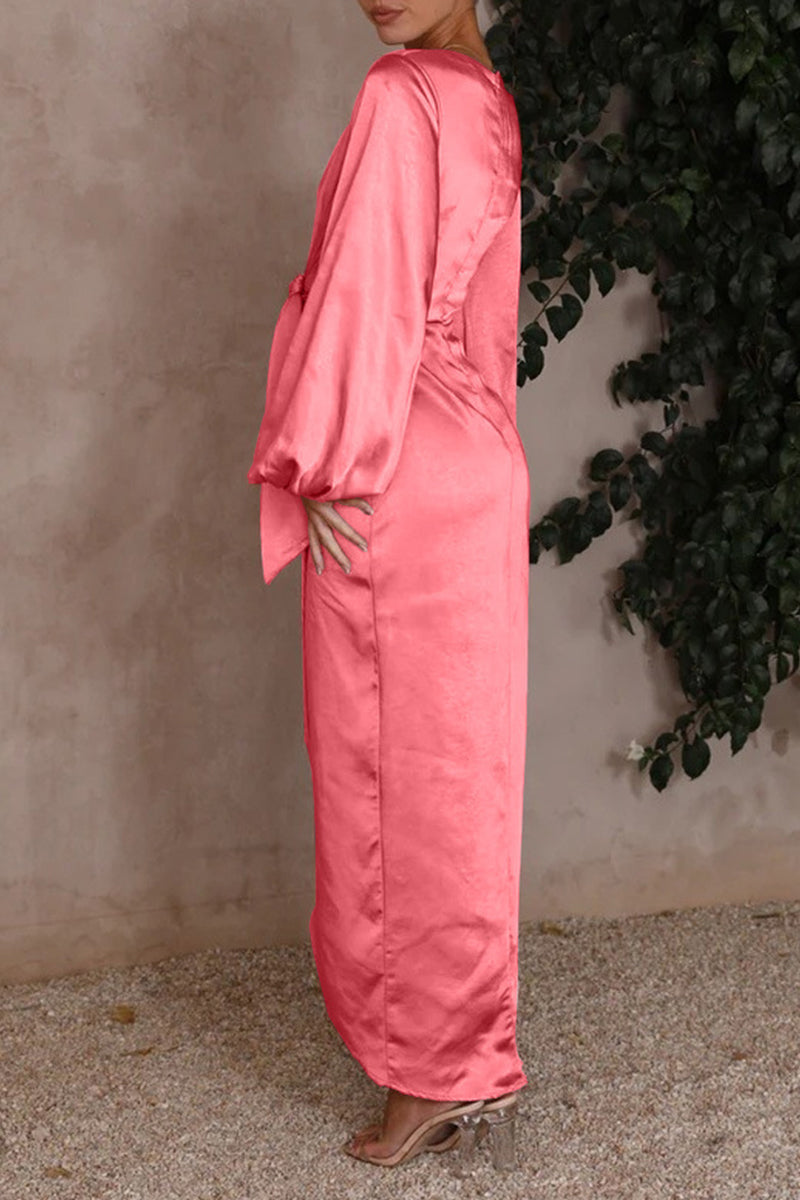 Beautifully Finished Dress in a Timeless Design
