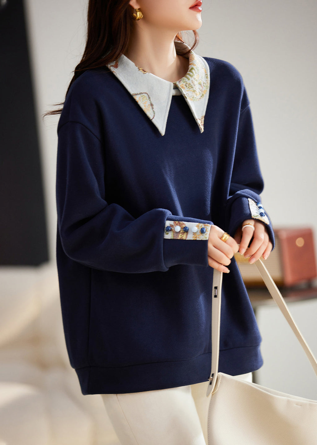 Gracefully Styled Pullover for Any Occasion