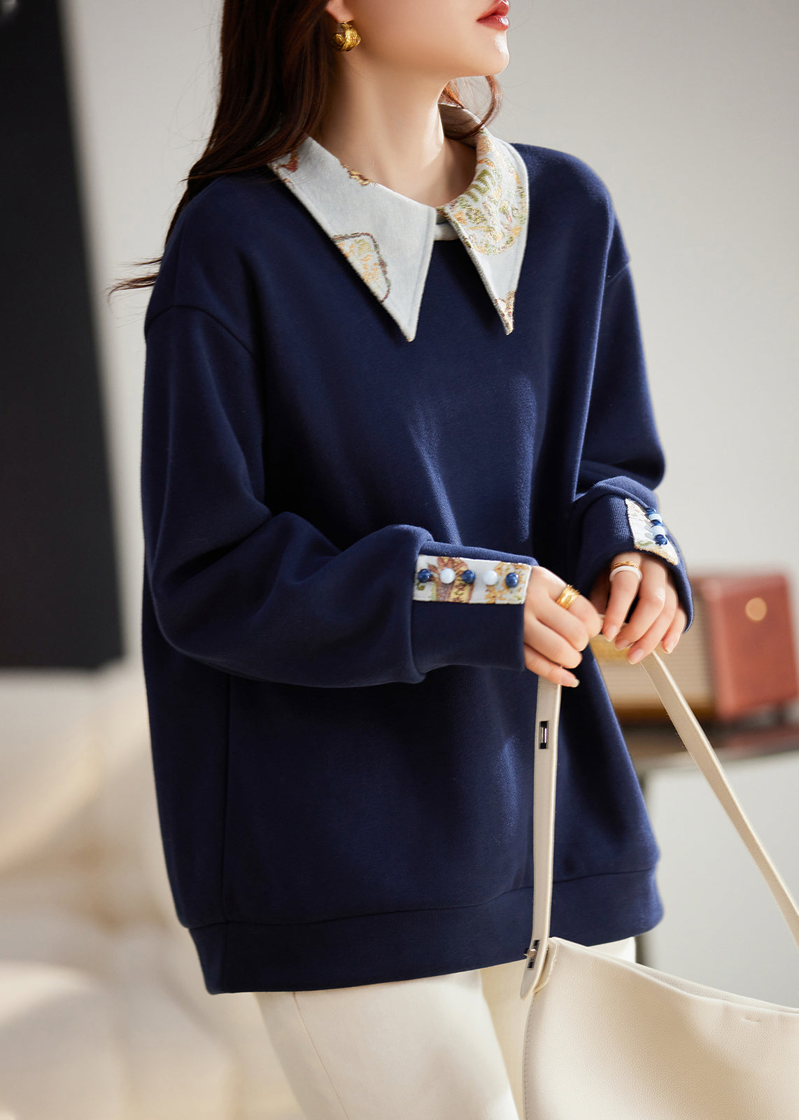 Gracefully Styled Pullover for Any Occasion