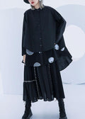 Well Tailored Top with a Graceful Silhouette