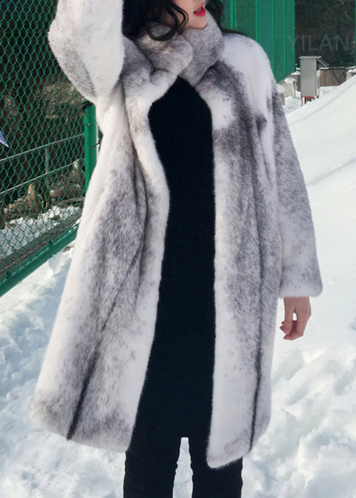 Beautifully Crafted Coat in a Classic Style