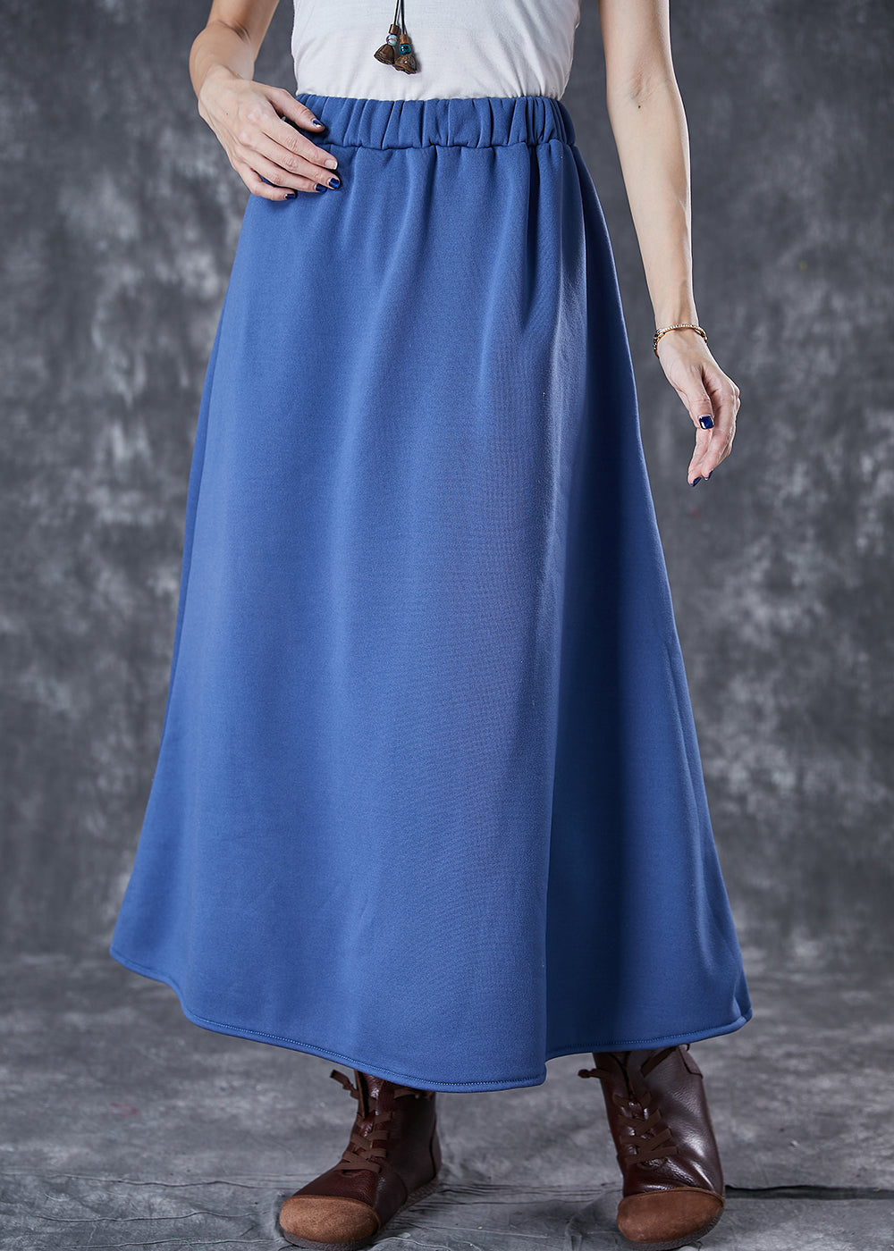 Well Tailored Garment with a Graceful Silhouette