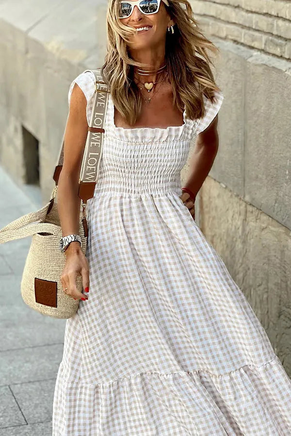 Classic Vintage Dress with a Flattering Fit